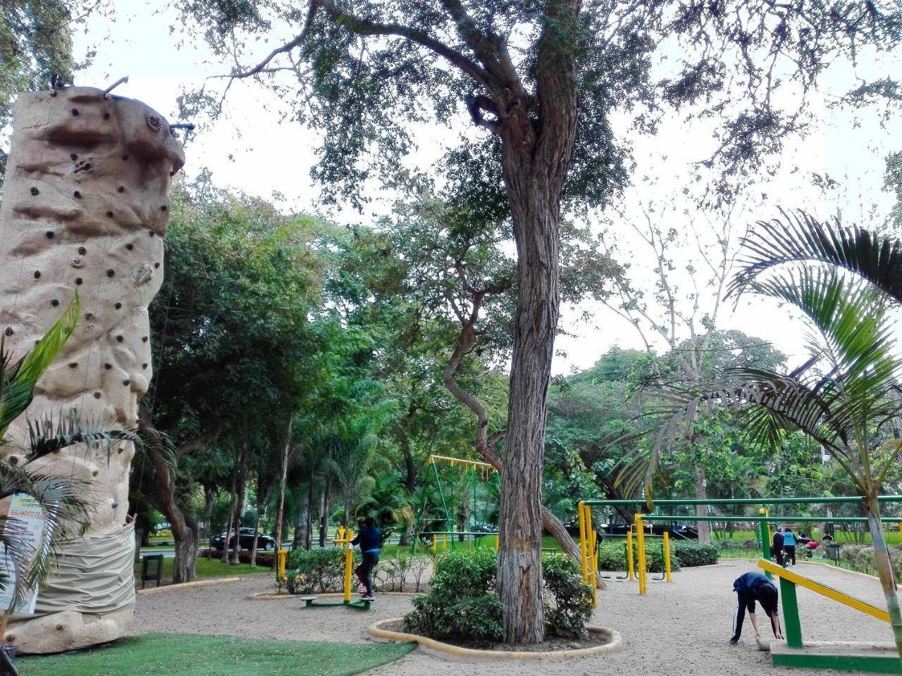 Los Q'Eros Lima Exterior foto